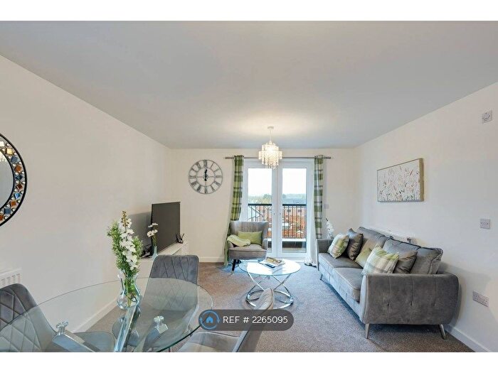 2 Bedroom Flat To Rent In Jessop Park, Bristol, BS13