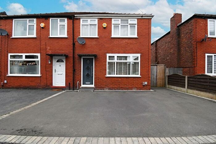 3 Bedroom Semi Detached House For Sale In Weymouth Road, Eccles, M30