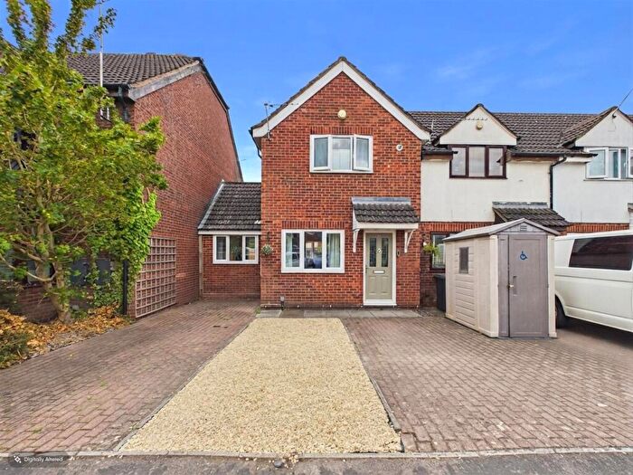 2 Bedroom End Of Terrace House For Sale In Frampton Road, Gloucester, GL1