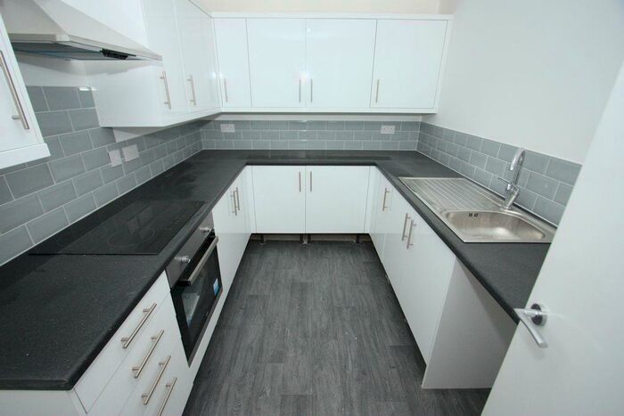 Flat To Rent In A Whitby Road, Ellesmere Port, CH65