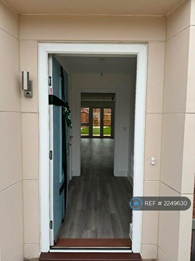 3 Bedroom Semi-Detached House To Rent In Warner Drive, Chelmsford, CM1