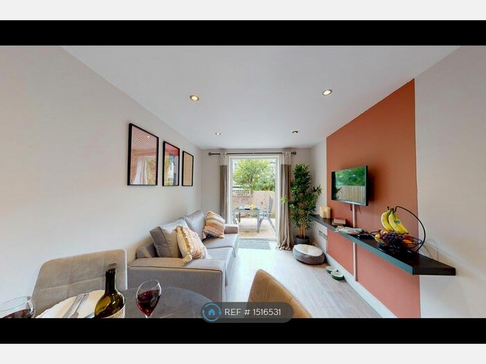 1 Bedroom Flat To Rent In Balaclava Road, Cardiff, CF23