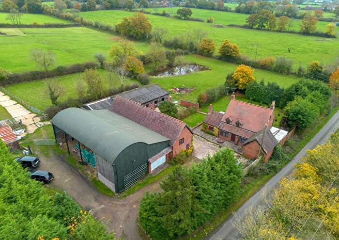 3 Bedroom Equestrian Property For Sale In Astwood Bank, Redditch, Worcestershire, B96