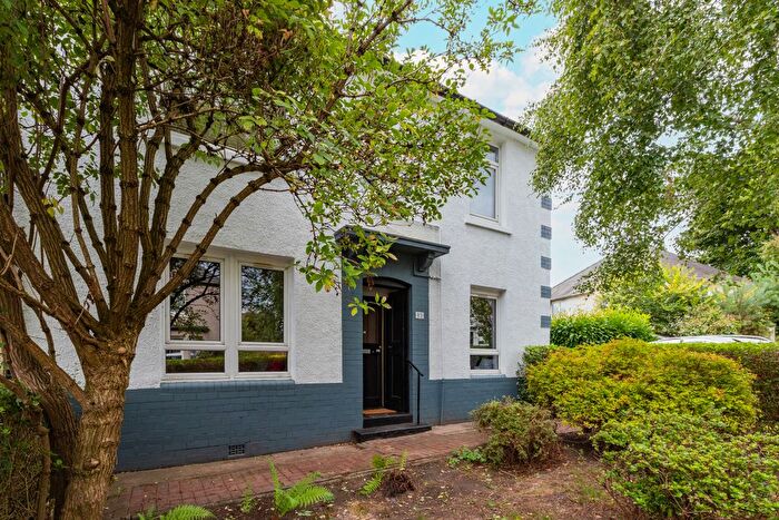 2 Bedroom Flat For Sale In Warden Road, Glasgow, Glasgow City, G13