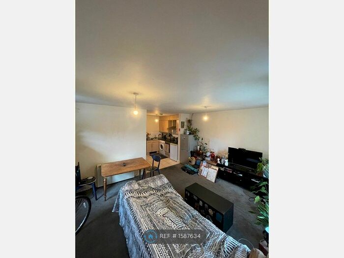 1 Bedroom Flat To Rent In Southville, Bristol, BS3