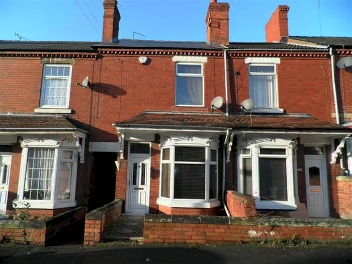2 Bedroom Semi-Detached House To Rent In Elms Road, Worksop, S80