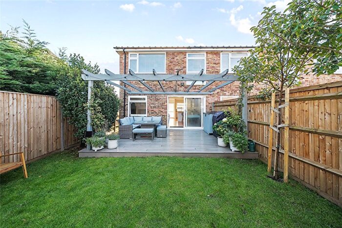 3 Bedroom End Of Terrace House For Sale In Hilda Vale Road, Orpington, BR6