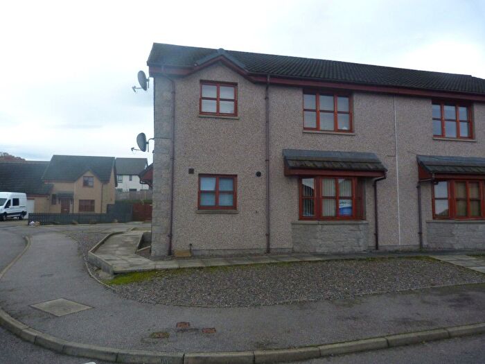 2 Bedroom Flat To Rent In Millbuie Street, Elgin, IV30