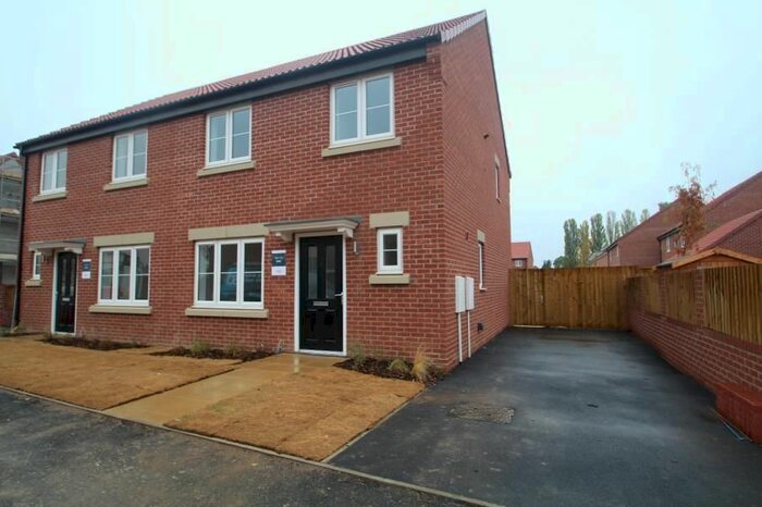 3 Bedroom Semi-Detached House To Rent In Colchester Road, Thorp Arch, LS23