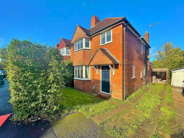 3 Bedroom Semi-Detached House To Rent In Ashenden Road, Guildford, GU2