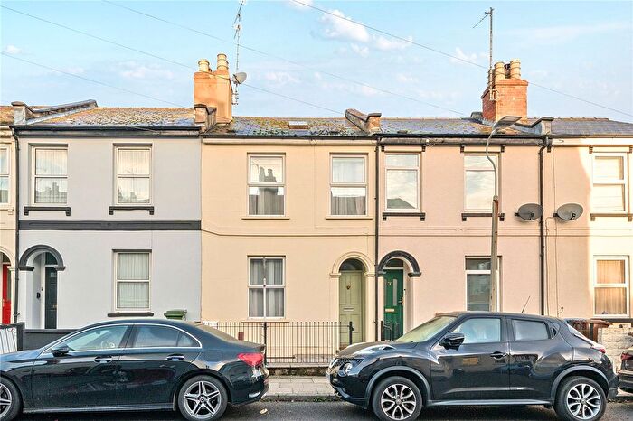 2 Bedroom Town House For Sale In Cleeveland Street, Cheltenham, GL51