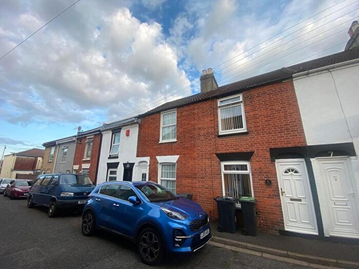 2 Bedroom Terraced House To Rent In Alexandra Street, Gosport, PO12