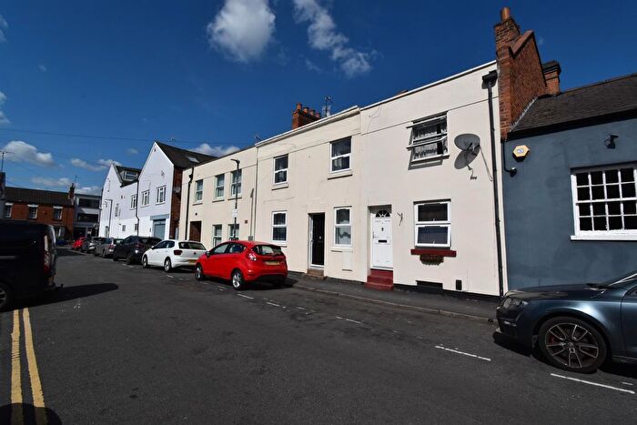 4 Bedroom Flat To Rent In , Swan Street, Leamington Spa, CV32