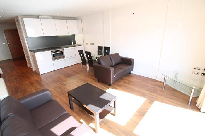 2 Bedroom Flat To Rent In Hanley House, Hanley Street, Nottingham, NG1