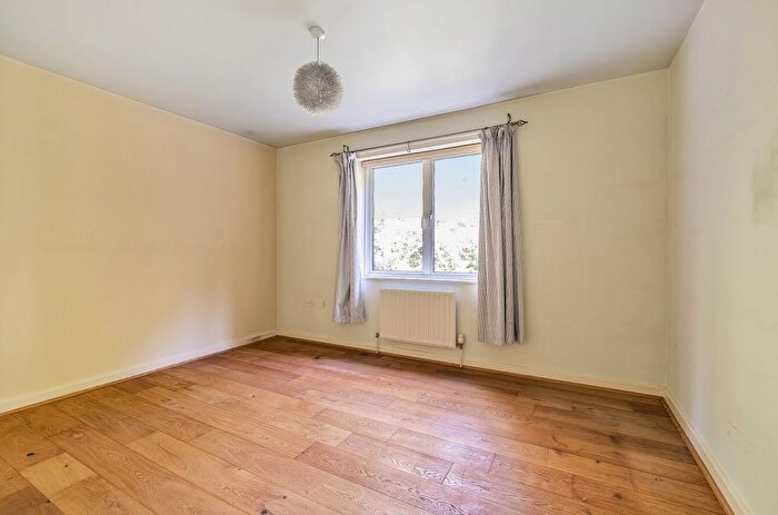 2 Bedroom Flat For Sale In Tylney Close, Chigwell, London, IG7