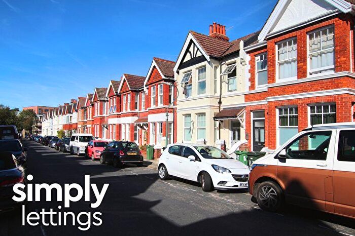 Flat To Rent In Addison Road, Hove, BN3