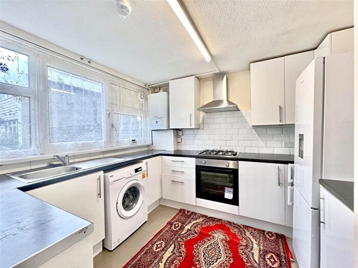 3 Bedroom End Of Terrace House To Rent In Ferraro Close, Heston, TW5