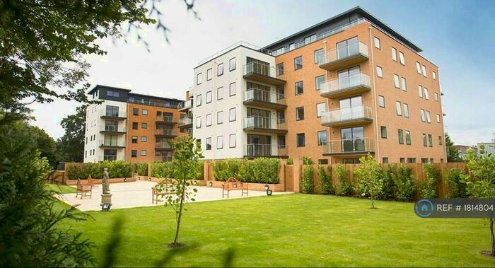 1 Bedroom Flat To Rent In Old Bracknell Lane West, Bracknell, RG12