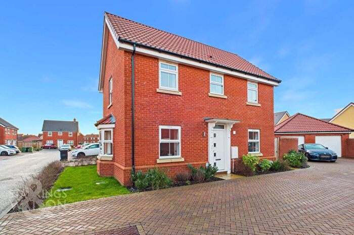 3 Bedroom Detached House For Sale In Mustang Way, Attleborough, NR17