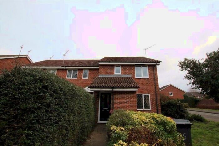 1 Bedroom Maisonette To Rent In The Willows, Caversham, Reading, RG4
