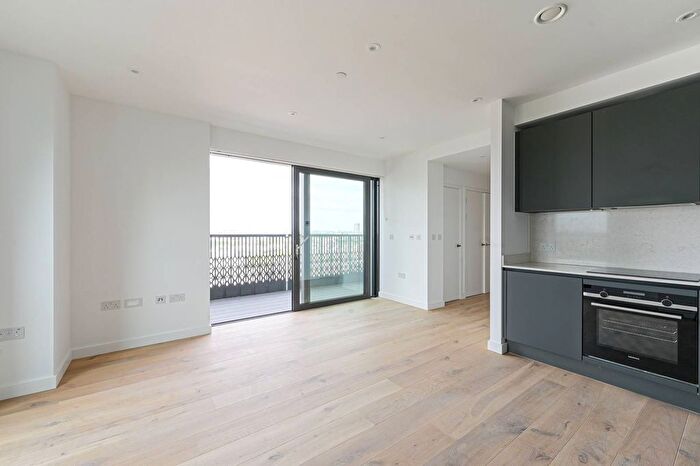 1 Bedroom Flat To Rent In Ebury Bridge Road, Belgravia, London, SW1W