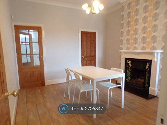 2 Bedroom Terraced House To Rent In Queensland Avenue, Coventry, CV5