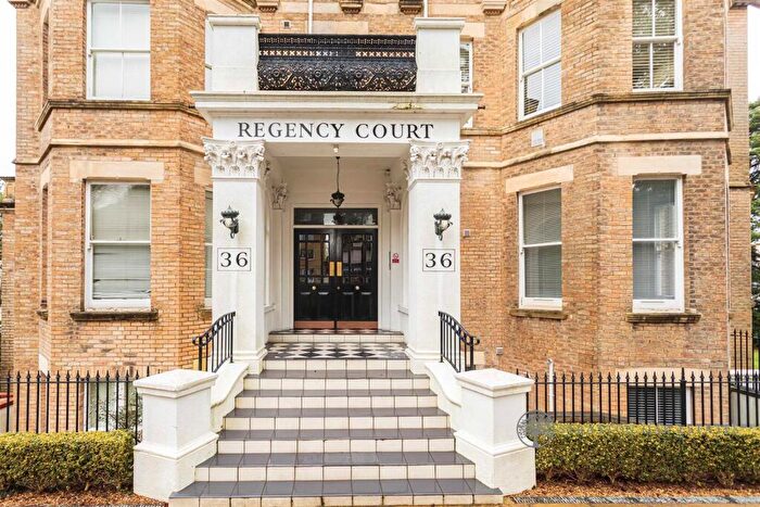 2 Bedroom Flat To Rent In Knyveton Road, Bournemouth, BH1