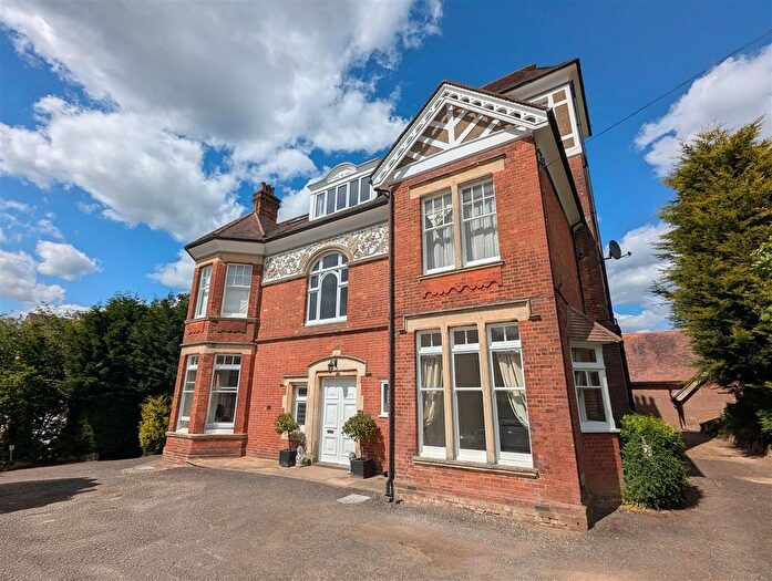 1 Bedroom Flat To Rent In Boyne Park, Tunbridge Wells, TN4