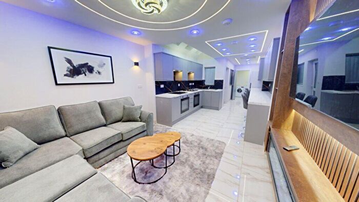 5 Bedroom House To Rent In Hubert Road, Selly Oak, B29