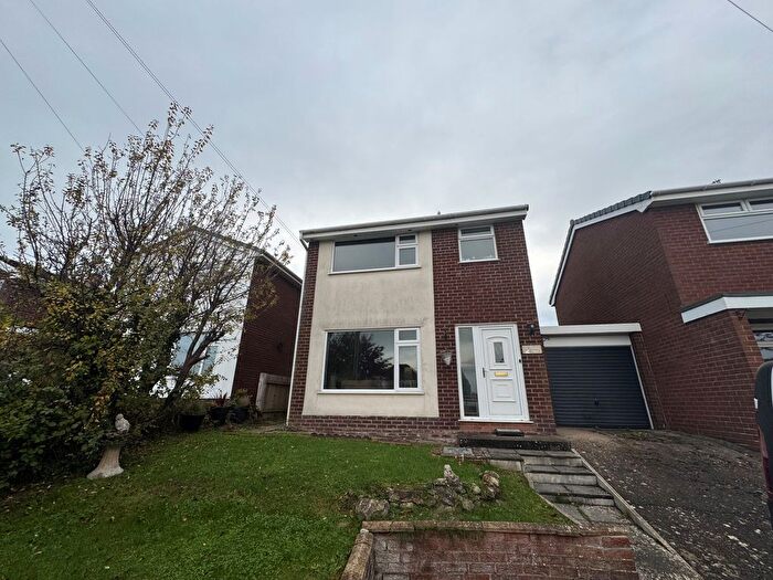 3 Bedroom Property To Rent In Bryn-Y-Baal, Mold, CH7