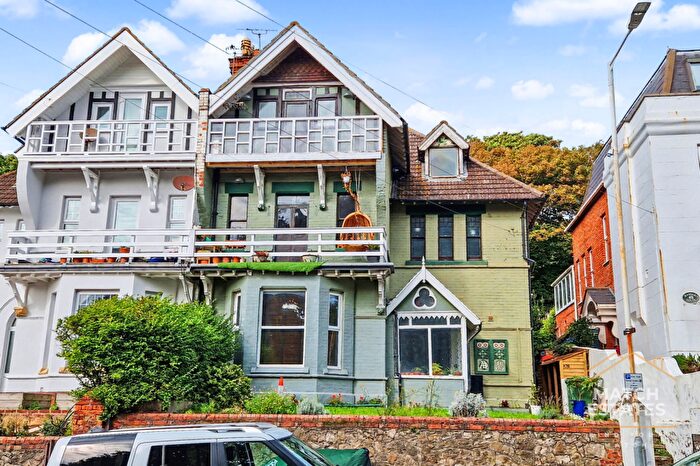 3 Bedroom Maisonette For Sale In Sandgate Hill, Sandgate, Kent, CT20