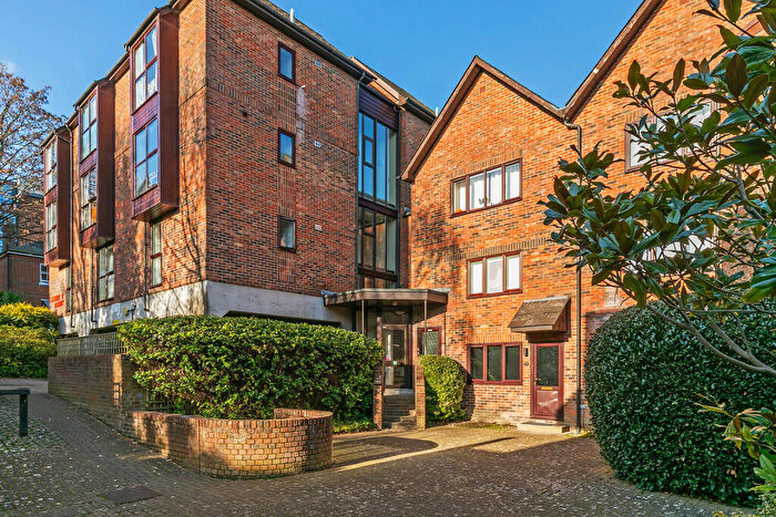 Studio To Rent In Bilberry Court, Staple Gardens, SO23