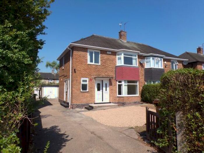 3 Bedroom House To Rent In Southchurch Drive, Clifton, NG11