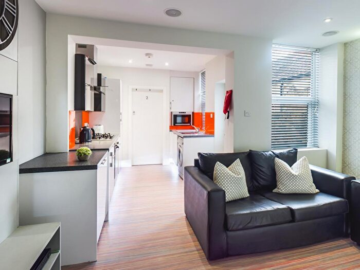 5 Bedroom Terraced House To Rent In Boughey Road, Stoke, ST4
