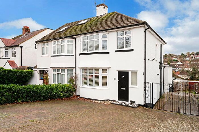 3 Bedroom Semi-Detached House For Sale In St. Andrews Road, Coulsdon, CR5