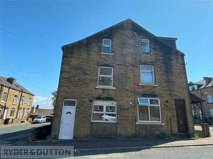 2 Bedroom End Of Terrace House To Rent In Fenton Road, King Cross, Halifax, HX1