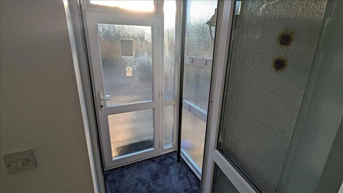2 Bedroom Flat To Rent In Avonwick Apartments, Aveland Road, Torquay, TQ1