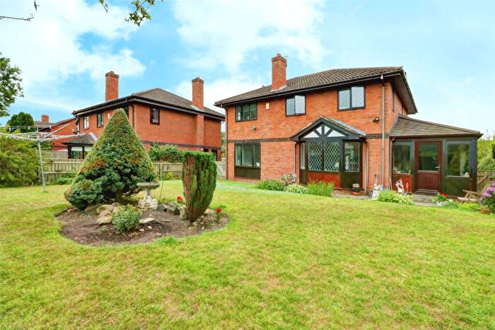 4 Bedroom Detached House For Sale In Riversdale Close, Blackhall Mill, Newcastle Upon Tyne, NE17
