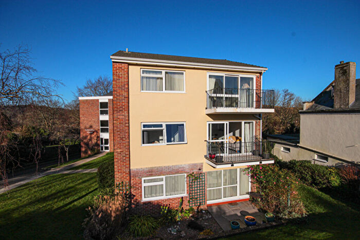 2 Bedroom Apartment For Sale In Lewesdon Court, Silver Street, Lyme Regis, Dorset, DT7