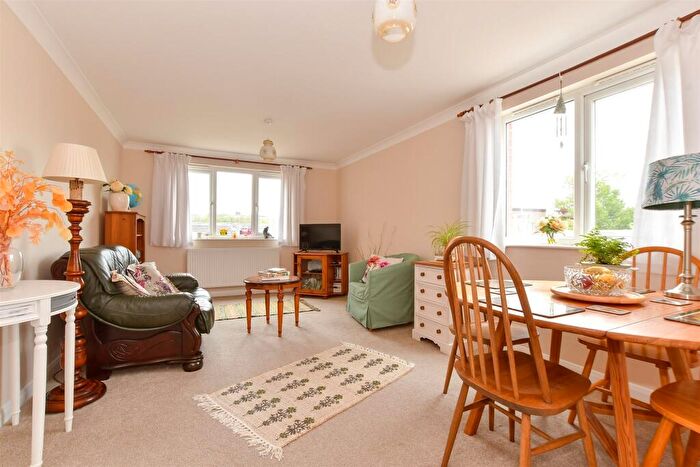 2 Bedroom Apartment For Sale In East Yar Road, Sandown, Isle Of Wight, PO36