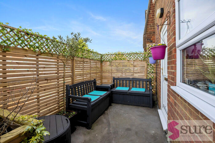 2 Bedroom Maisonette For Sale In Warren Road, Brighton, East Sussex, BN2