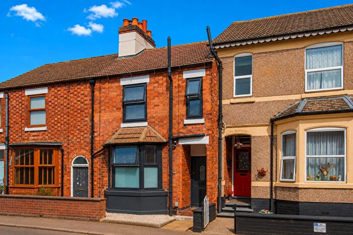 3 Bedroom Terraced House For Sale In Lawson Street, Kettering, NN16