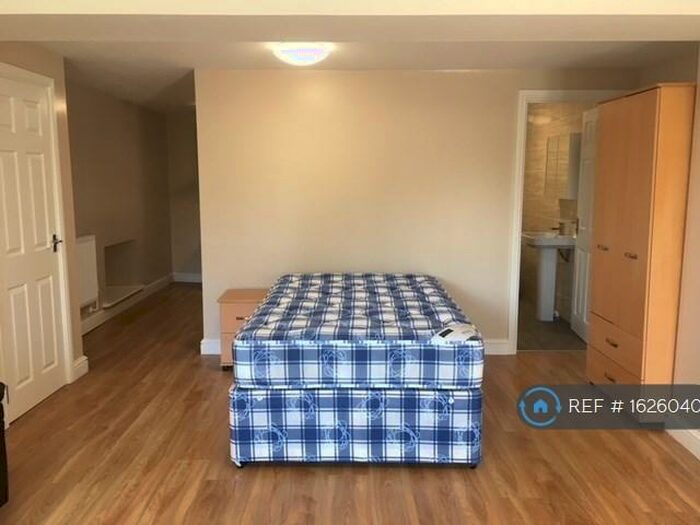 Studio To Rent In Dover Place, Bristol, BS8 - Photo 3