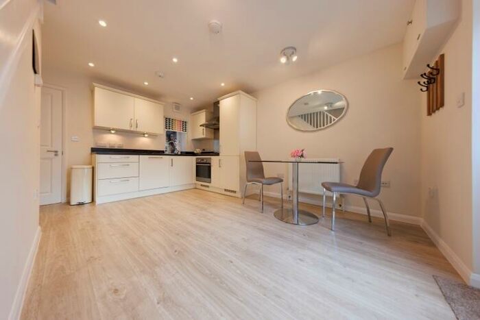1 Bedroom Mews To Rent In Old Lion Court, Marlborough, SN8