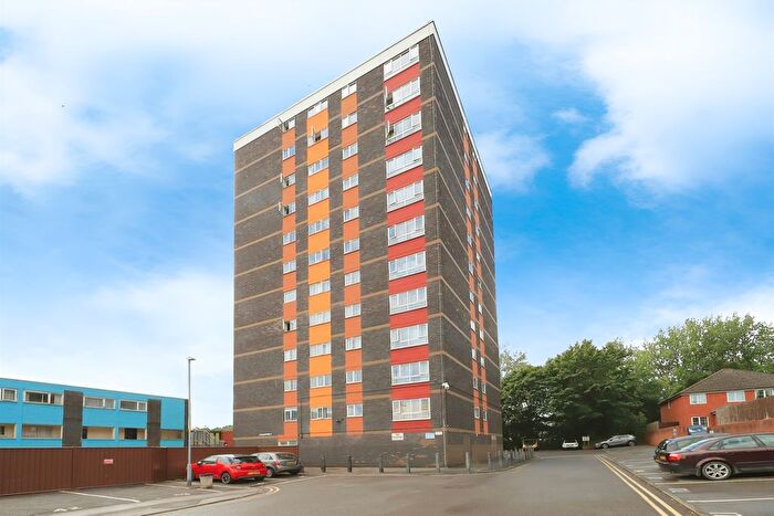 2 Bedroom Flat For Sale In St. Cecilia Close, Kidderminster, DY10