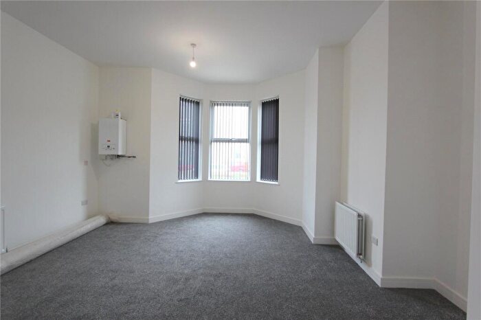 2 Bedroom Apartment To Rent In South Parade, Whitley Bay, NE26