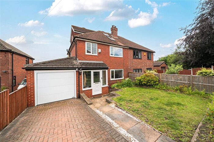 4 Bedroom Semi-Detached House For Sale In St. Christopher's Avenue, Rothwell, Leeds, West Yorkshire, LS26
