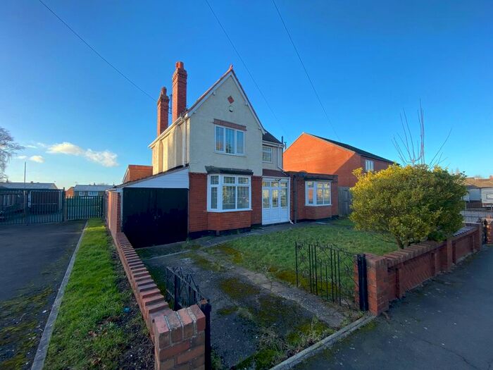 3 Bedroom Detached House To Rent In Warstones Road, Penn, Wolverhampton, WV4