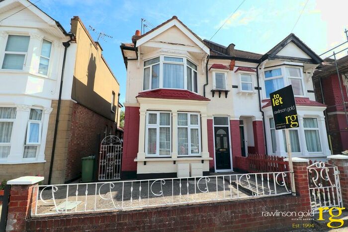 2 Bedroom Flat To Rent In Hamilton Road, Harrow, HA1