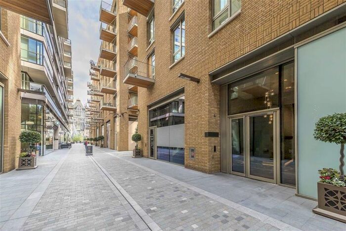 2 Bedroom Flat To Rent In Duchess Walk, London, SE1